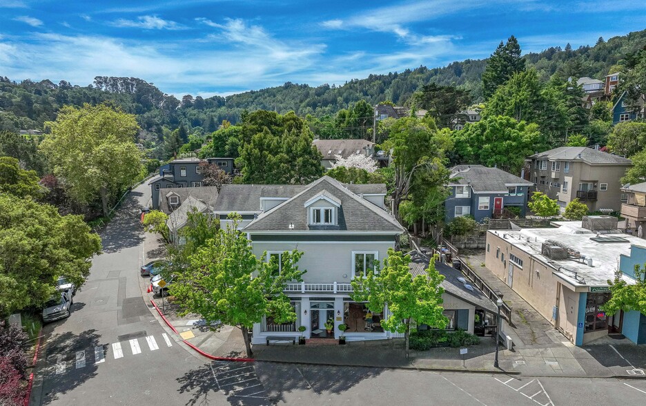 29 1st St, Corte Madera, CA en venta - Foto del edificio - Imagen 3 de 8