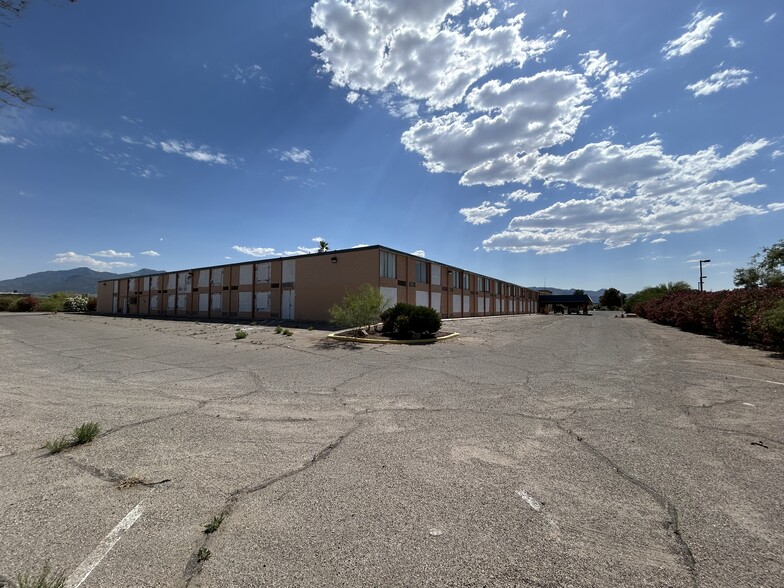 1631 S Highway 92, Sierra Vista, AZ en venta - Foto del edificio - Imagen 1 de 22