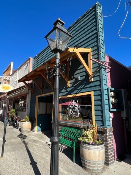 214 Broad St, Nevada City, CA en venta - Foto del edificio - Imagen 1 de 29