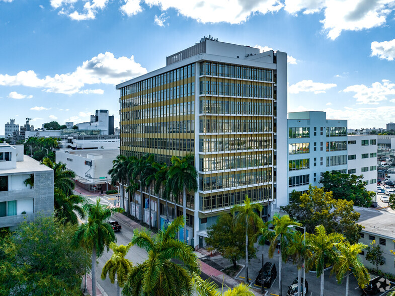 1688 Meridian Ave, Miami Beach, FL en alquiler - Foto del edificio - Imagen 2 de 4