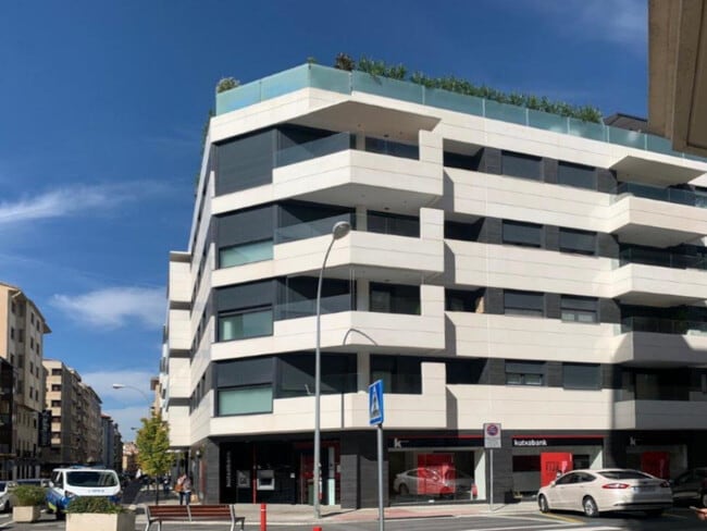 Más detalles de Calle de los Teobaldos, 7, Pamplona - Edificio residencial​ en venta