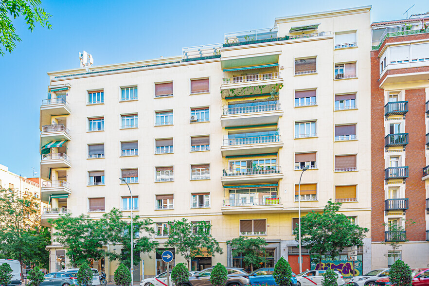 Calle Narváez, 27, Madrid, Madrid en alquiler - Foto del edificio - Imagen 2 de 2