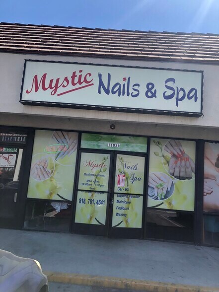 11032-11042 Ventura Blvd, Studio City, CA en alquiler - Vestíbulo - Imagen 1 de 9