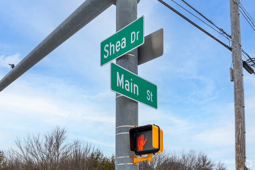 Route 18 and Shae Memorial Dr, South Weymouth, MA en venta - Otros - Imagen 2 de 12