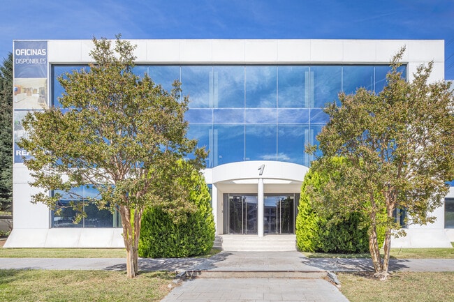 Más detalles de Calle del Musgo, 1, Madrid - Oficina en alquiler