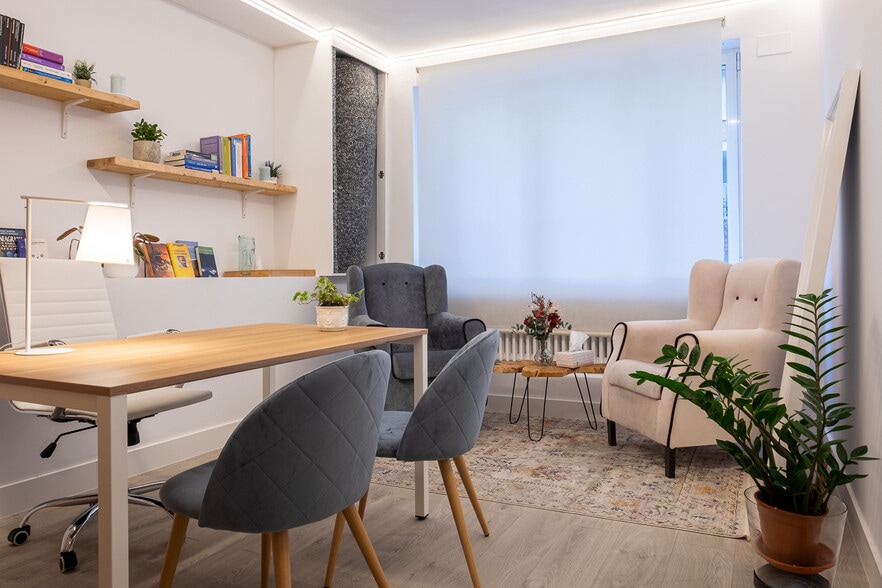 Espacio de coworking en Calle de Sor Ángela de la Cruz, 40, Madrid en alquiler - Foto del interior - Imagen 2 de 5