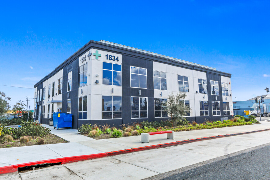 1834-1836 Harbor Ave, Long Beach, CA en venta - Foto del edificio - Imagen 3 de 14