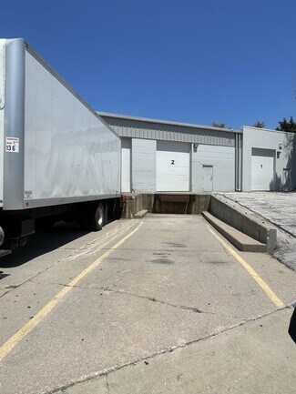 Más detalles de 1306 E Hartman Ave, Omaha, NE - Flex, nave en alquiler