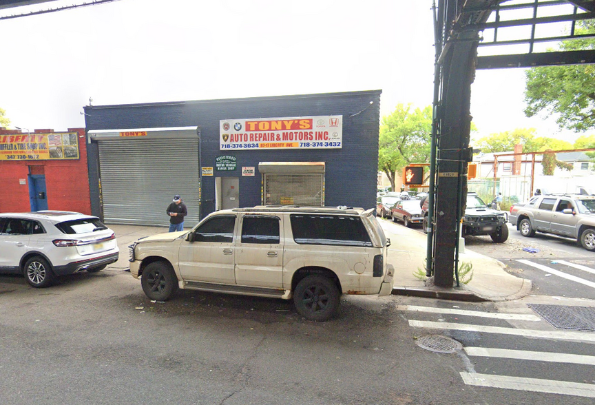 8717 Liberty Ave, Ozone Park, NY en alquiler - Foto del edificio - Imagen 1 de 6