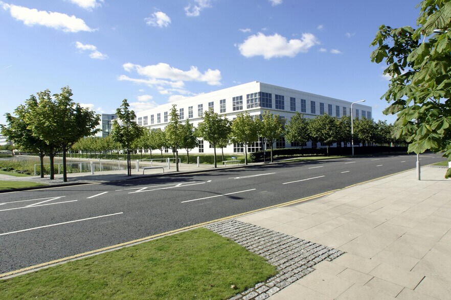 1 Lochside Av, Edinburgh en alquiler - Foto del edificio - Imagen 2 de 17