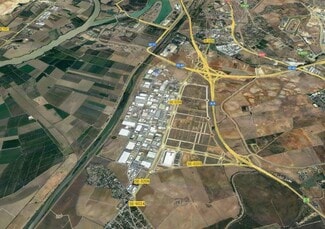 Más detalles de Acueducto, Dos Hermanas, Entrenucleos, S/N, SEVILLA - Nave en alquiler