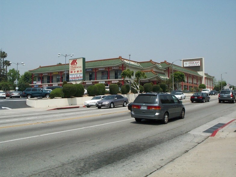 419-423 N Atlantic Blvd, Monterey Park, CA en alquiler - Foto del edificio - Imagen 1 de 1