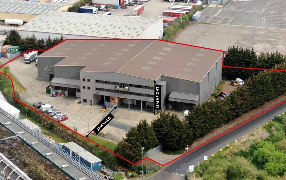 Marsh Way, Rainham en venta - Vista aérea - Imagen 2 de 11