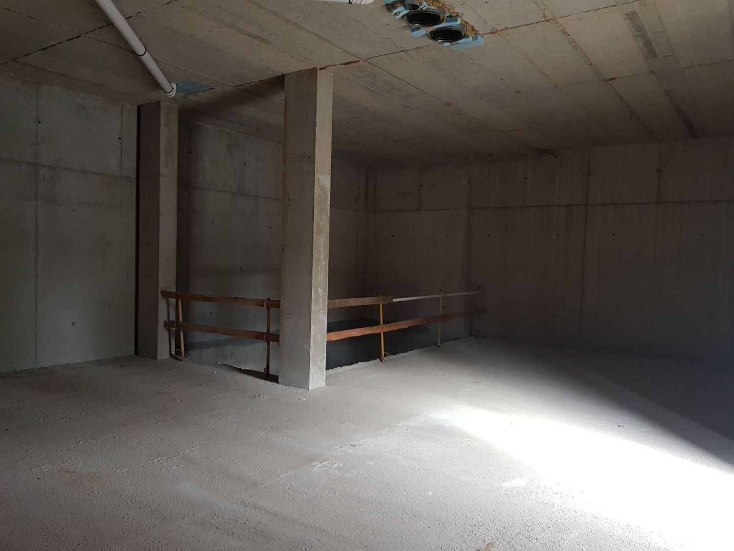 Local en Santiago de Compostela, La Coruna en alquiler Foto del edificio- Imagen 1 de 20