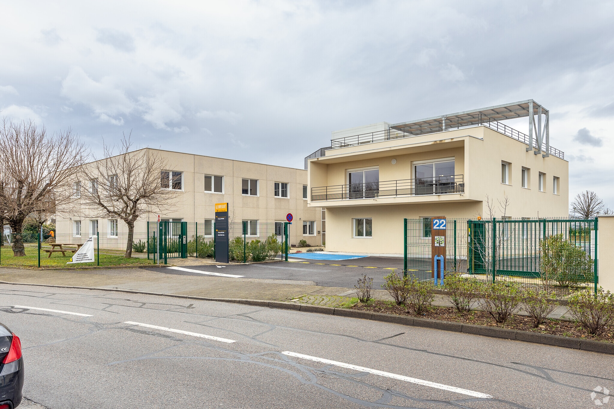 22 Rue Du 35Eme Regiment D'Aviation, Bron en venta Foto principal- Imagen 1 de 3