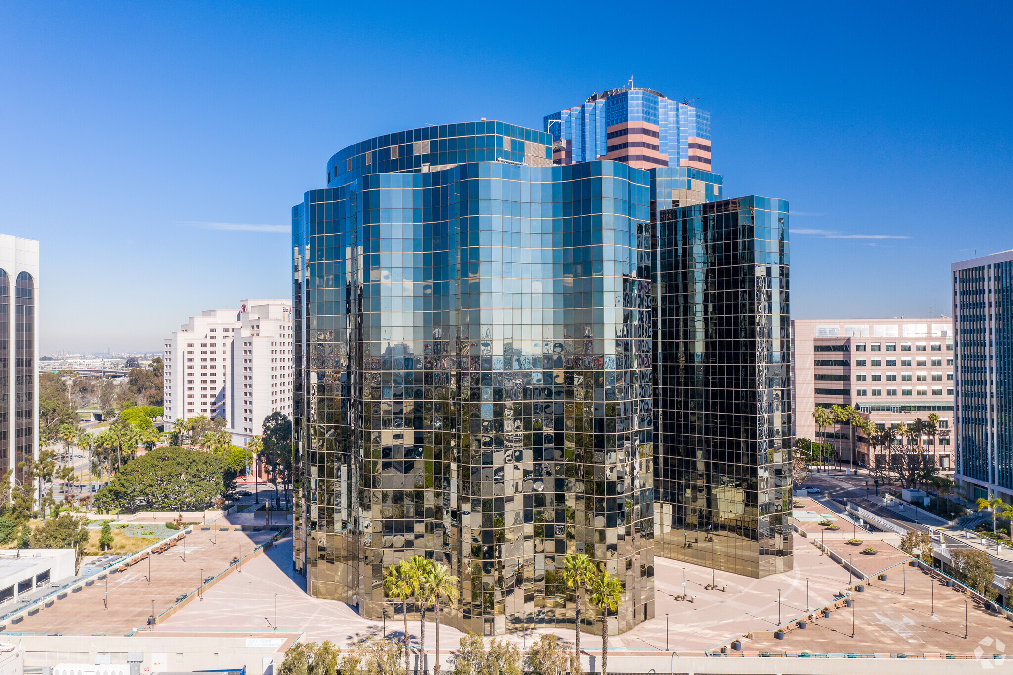 300 Oceangate, Long Beach, CA en alquiler Foto del edificio- Imagen 1 de 32