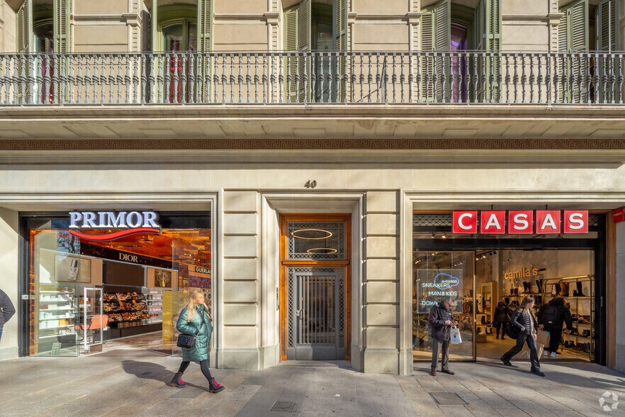 Avinguda del Portal de l'Àngel, 40, Barcelona, Barcelona en alquiler - Foto del edificio - Imagen 3 de 3