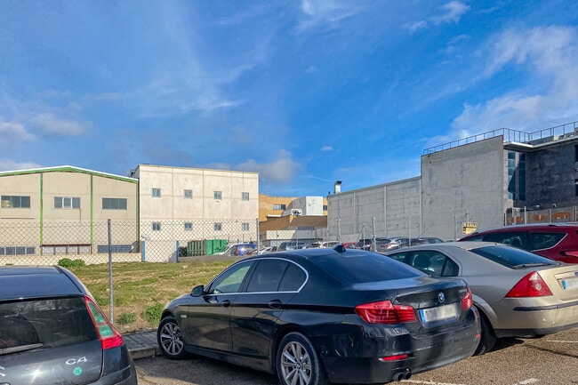 Más detalles de Calle Puerto de Canencia, 5, Móstoles - Terreno en alquiler