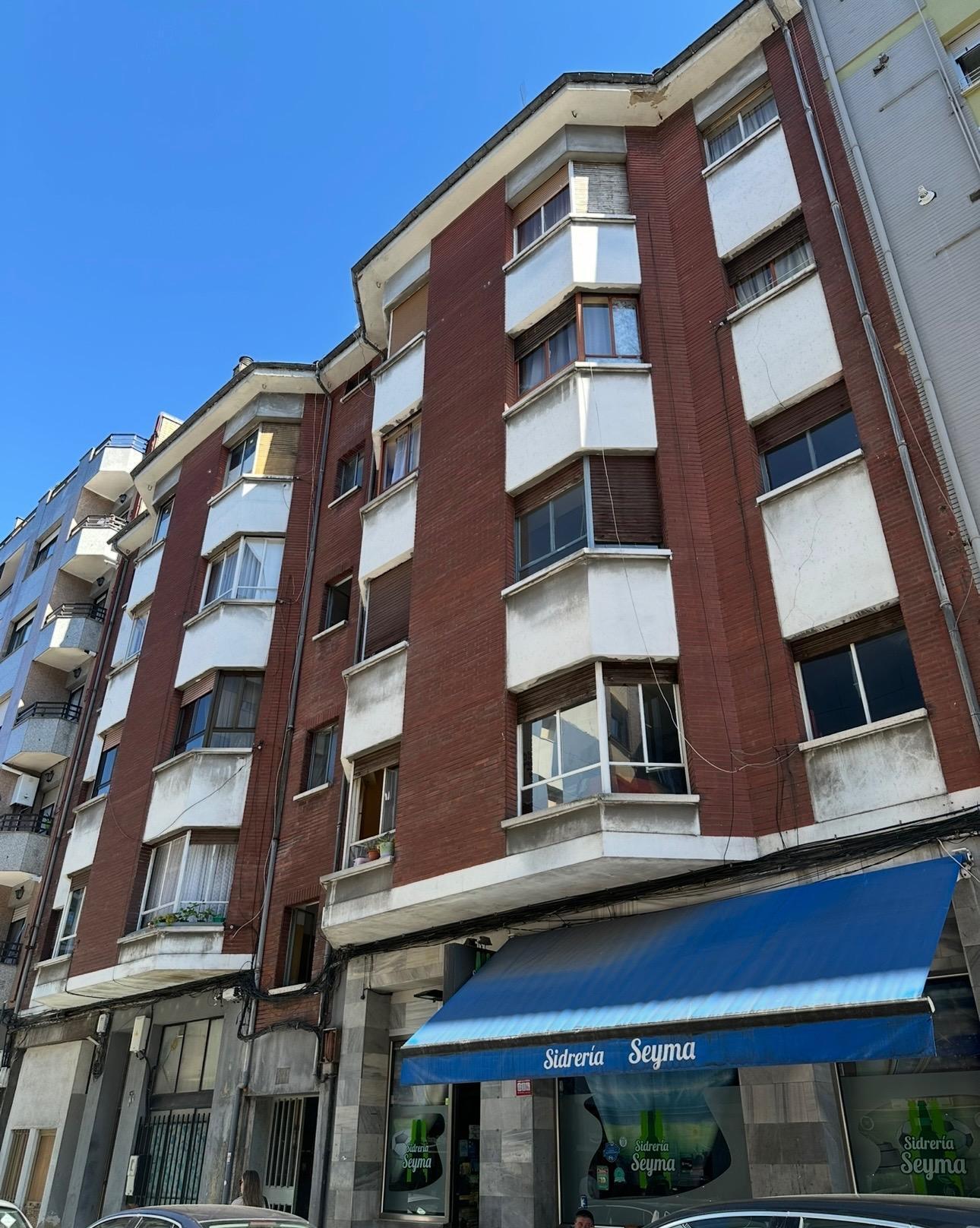 Calle Aller, 6, Mieres, Asturias en venta Foto del edificio- Imagen 1 de 9