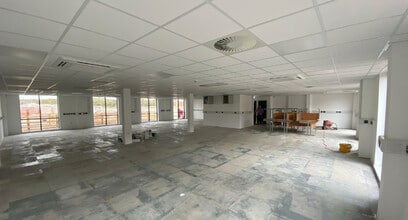Poplar Av, Lincoln en alquiler Foto de la construcción- Imagen 2 de 7