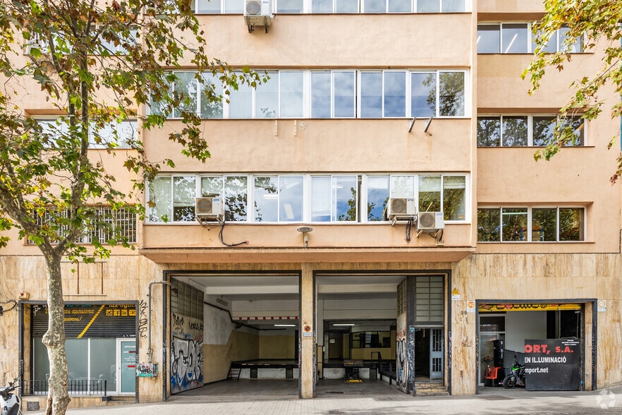 Oficina en Barcelona, Barcelona en alquiler - Foto del edificio - Imagen 2 de 3