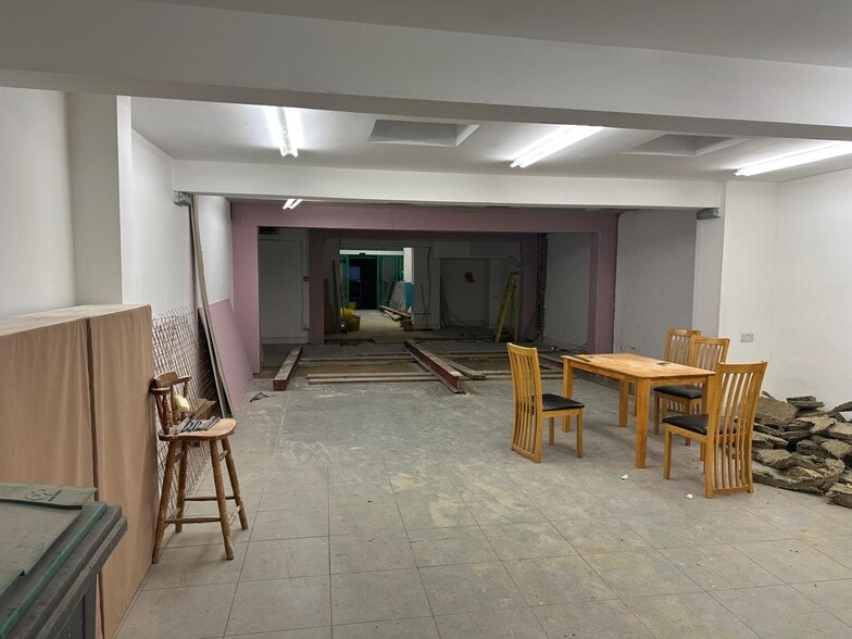 66 Turnpike Ln, London en alquiler - Foto del edificio - Imagen 2 de 3