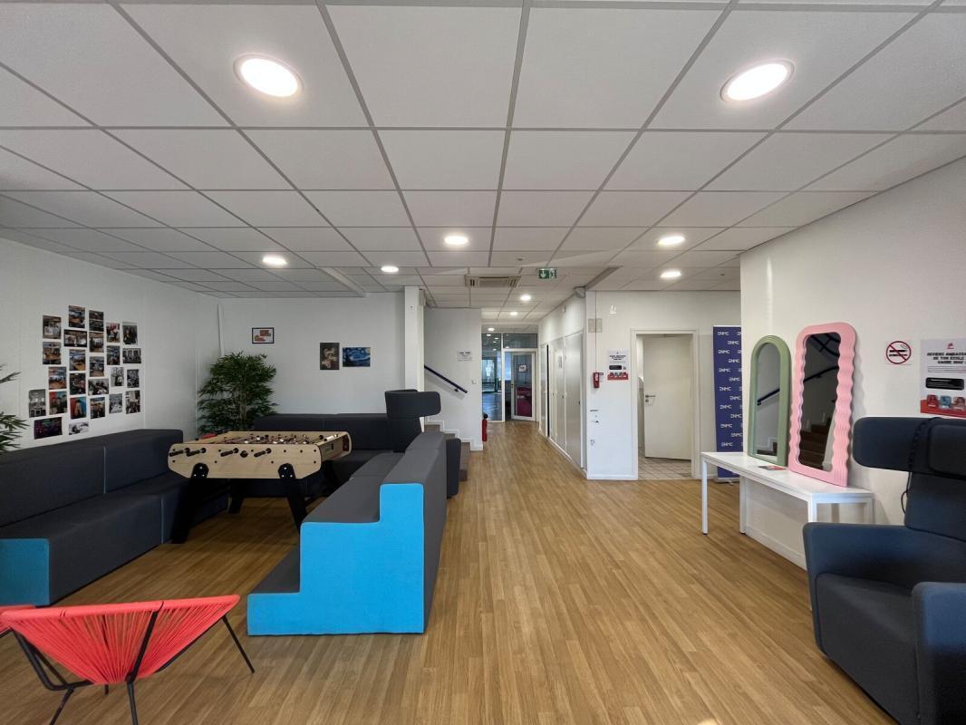 213 Rue De Gerland, Lyon en venta Foto del interior- Imagen 1 de 7