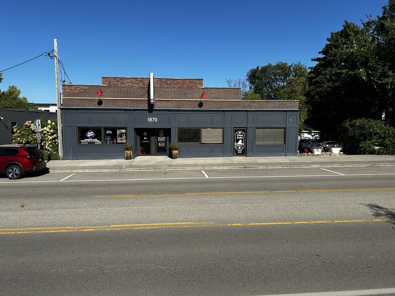 1870 Wayzata Blvd W, Long Lake, MN en alquiler - Foto del edificio - Imagen 2 de 2