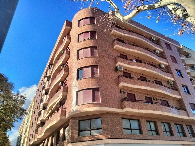 Carrer Historiador Bernardino Llorca, 11, Oliva, Valencia en venta - Foto del edificio - Imagen 2 de 14