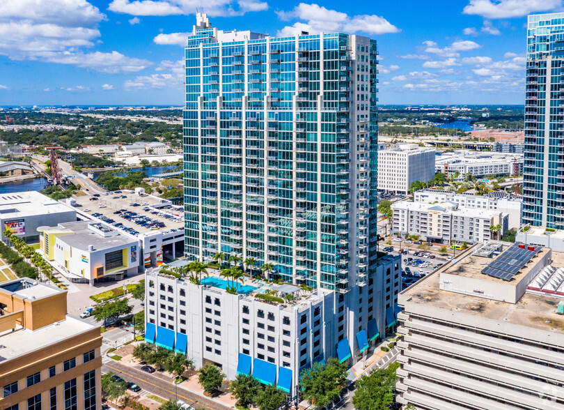 777 N Ashley Dr, Tampa, FL en alquiler - Foto del edificio - Imagen 2 de 10