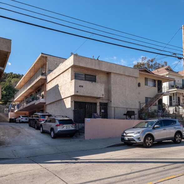 456 Solano Ave, Los Angeles, CA en venta - Foto del edificio - Imagen 1 de 17