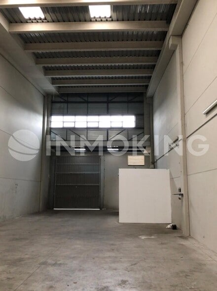 Nave en Camarma de Esteruelas, Madrid en alquiler - Foto del interior - Imagen 3 de 7