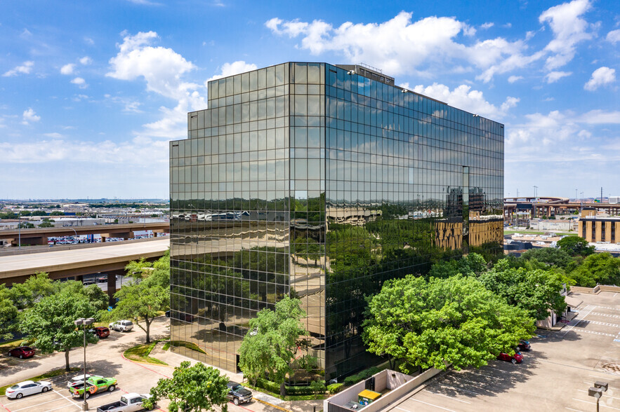 2711 Lyndon B Johnson Fwy, Dallas, TX en alquiler - Foto del edificio - Imagen 2 de 21