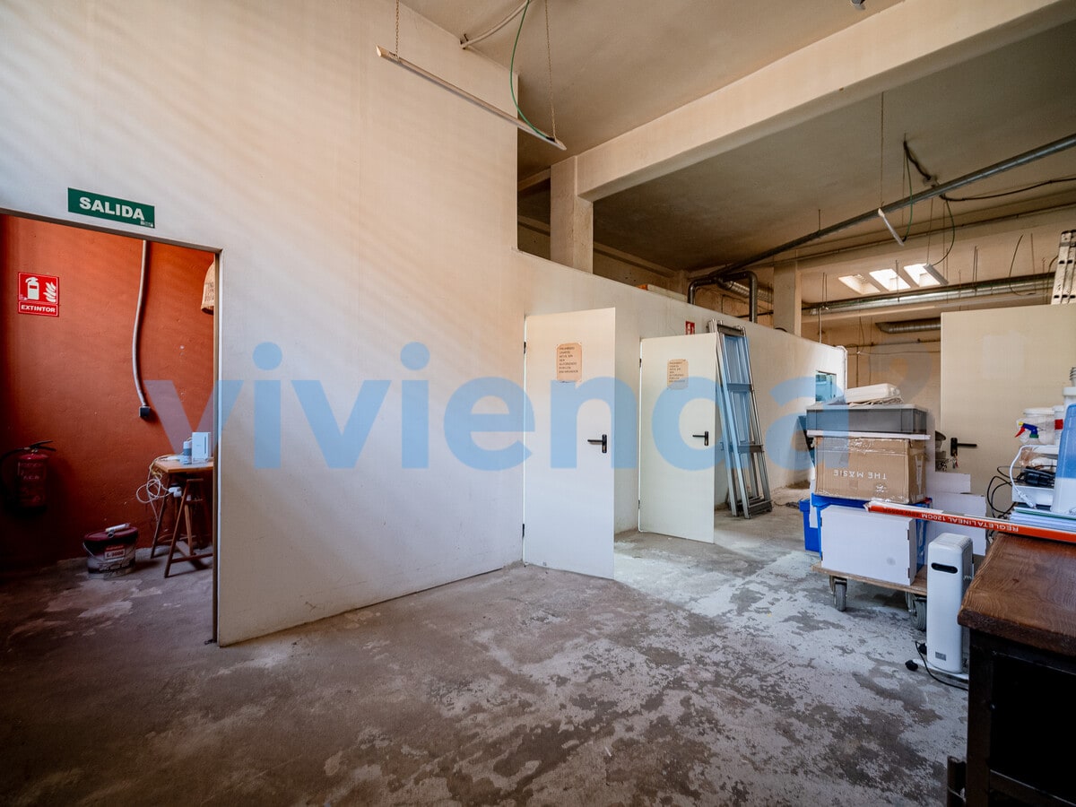 Madrid, MAD 28025 - Unidad 03 - - Foto del interior - Image 2 of 12