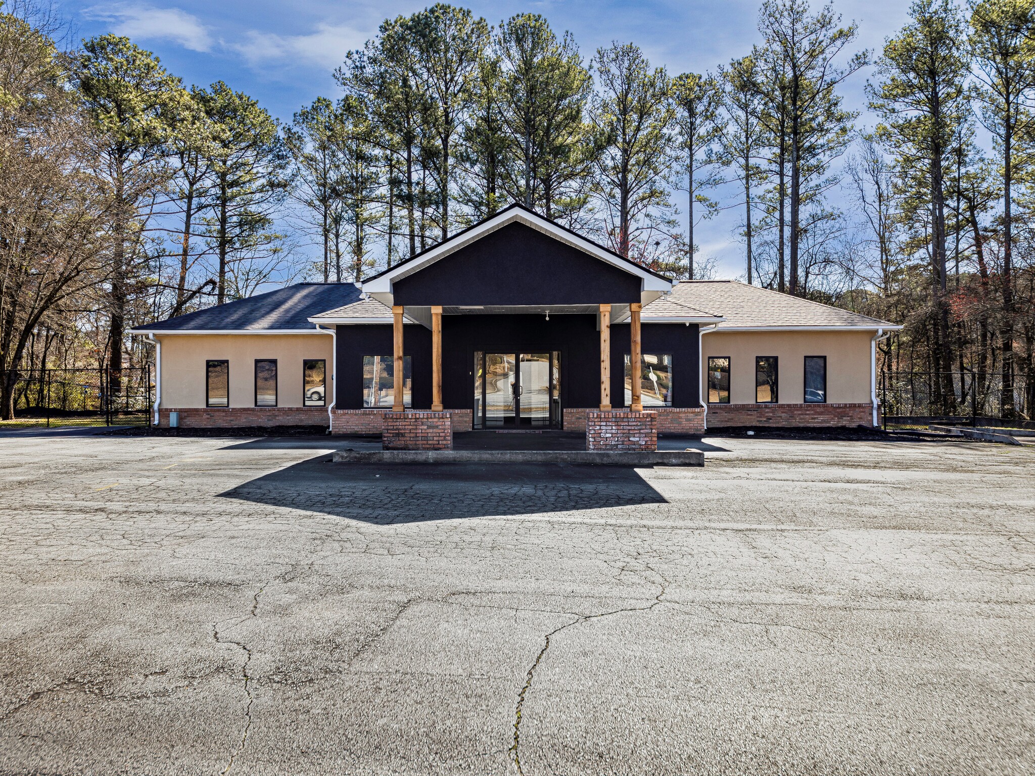 2425 W Park Place Blvd, Stone Mountain, GA en venta Foto del edificio- Imagen 1 de 36