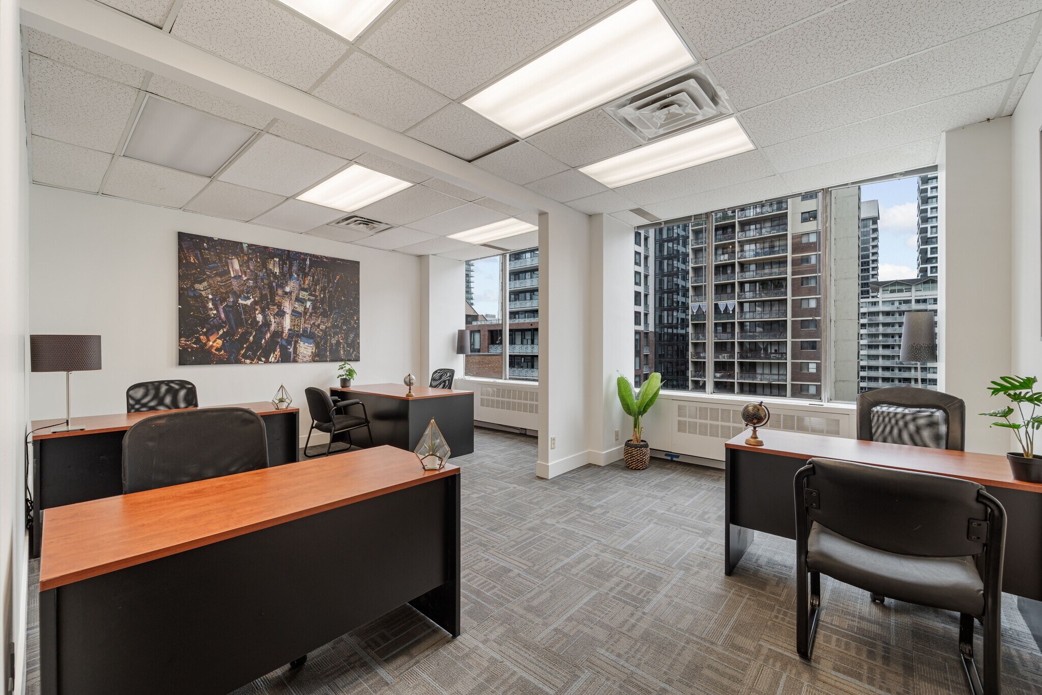 120 Eglinton Ave E, Toronto, ON en alquiler Foto del interior- Imagen 1 de 22
