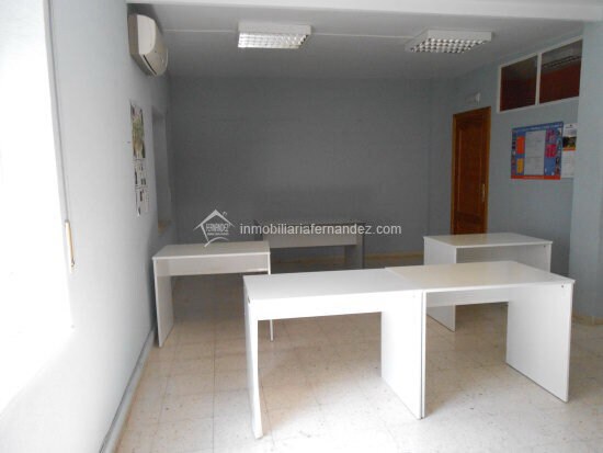 Oficina en Cáceres, Cáceres en venta - Foto del edificio - Imagen 3 de 21