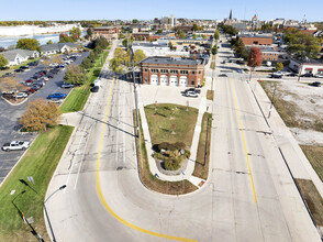 501 S Washington St, Green Bay, WI en venta Foto del edificio- Imagen 2 de 8