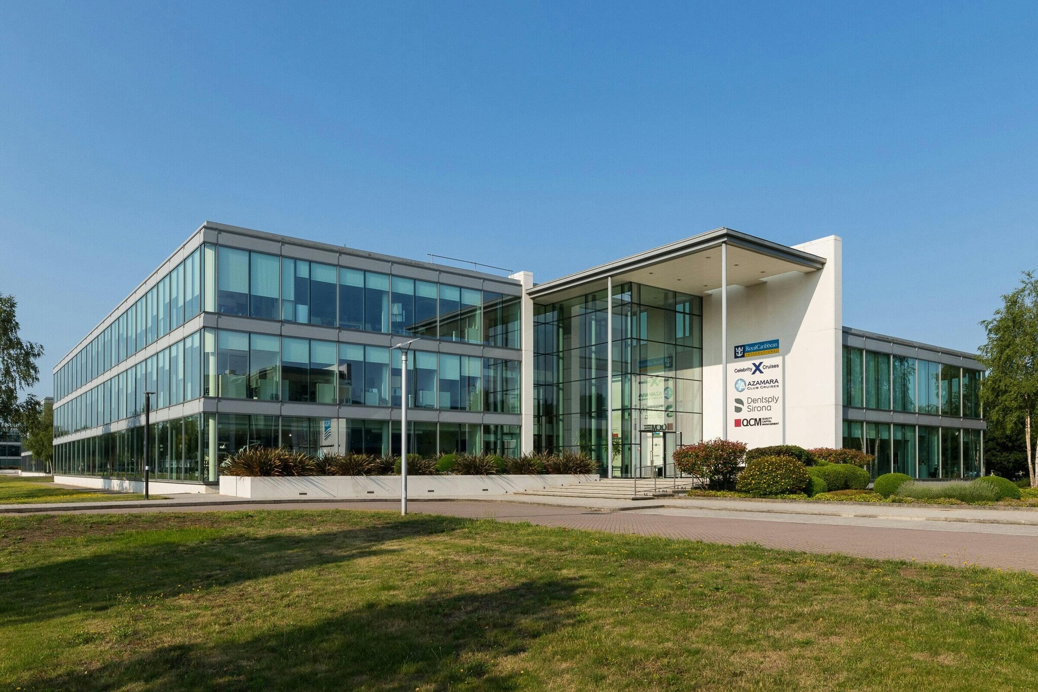 3 Wellington Way, Weybridge en alquiler Foto del edificio- Imagen 1 de 13