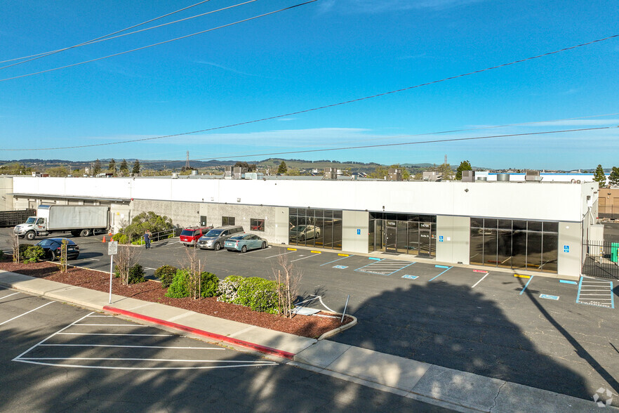 14700 Doolittle Dr, San Leandro, CA en venta - Foto del edificio - Imagen 1 de 12