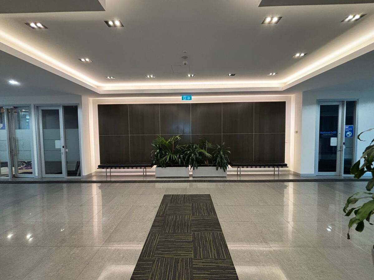 296 Bay Rd, Cheltenham, VIC 3192 - Unidad 14 -  - Foto del interior - Image 1 of 6