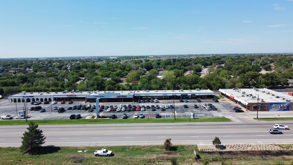 1029 N Saginaw Blvd, Saginaw, TX en alquiler - Foto del edificio - Imagen 1 de 5