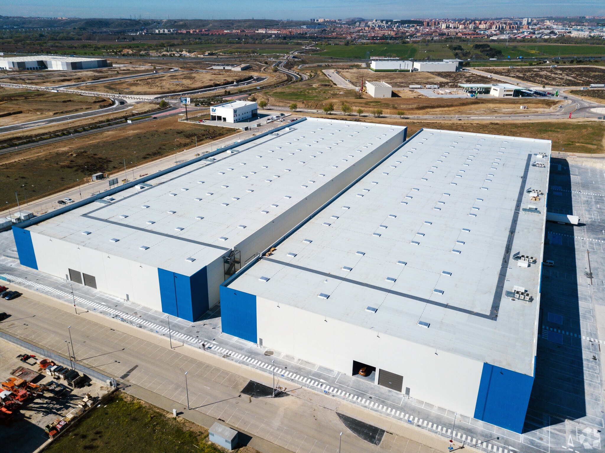 Calle Tapiceros, 1, San Fernando de Henares, Madrid en venta Foto principal- Imagen 1 de 1