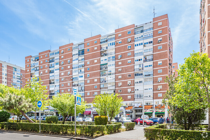 Avenida Monforte de Lemos, 141, Madrid, Madrid en venta - Foto del edificio - Imagen 3 de 3