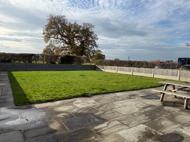 Unit 17 Danworth Farm, Cuckfield Rd, Hurstpierpoint en alquiler - Otros - Imagen 2 de 3