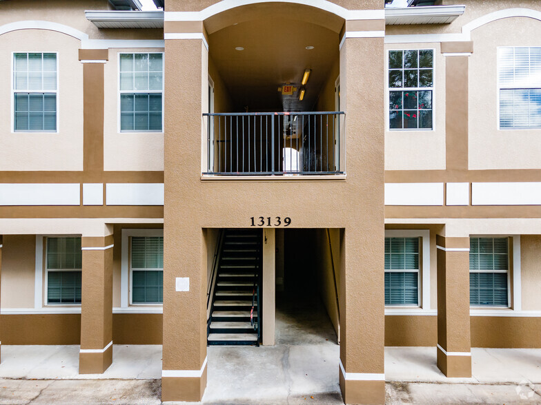 13139 W Linebaugh Ave, Tampa, FL en alquiler - Foto del edificio - Imagen 3 de 18