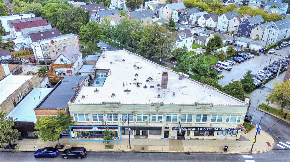 3025 N Milwaukee Ave, Chicago, IL en alquiler - Foto del edificio - Imagen 1 de 10