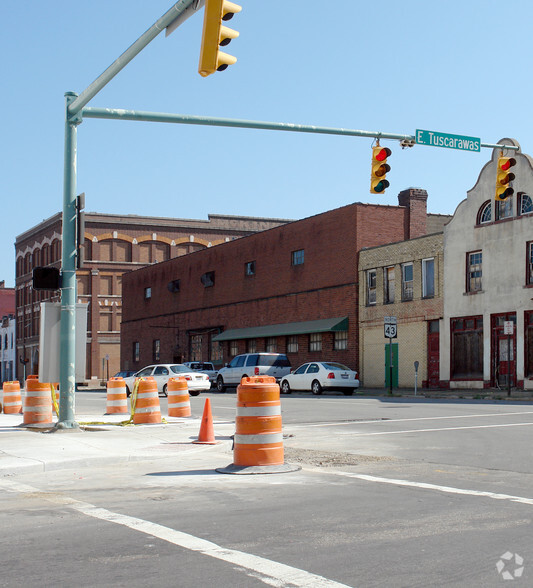 150 Cherry Ave NE, Canton, OH en alquiler - Foto del edificio - Imagen 2 de 2