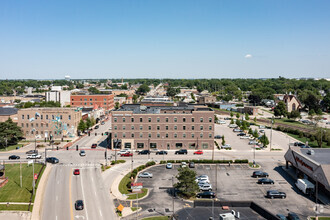 106 E Lincoln Hwy, Dekalb, IL - vista aérea  vista de mapa - Image1