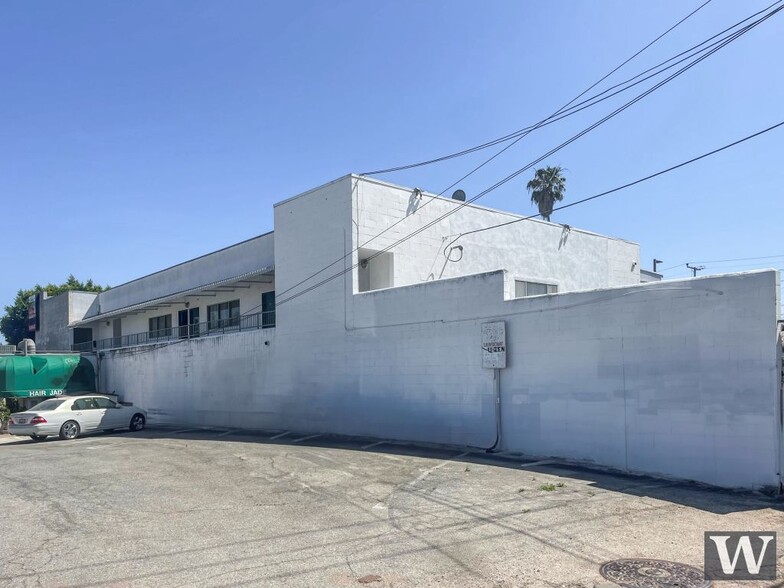 11957 Santa Monica Blvd, Los Angeles, CA en venta - Foto del edificio - Imagen 3 de 15